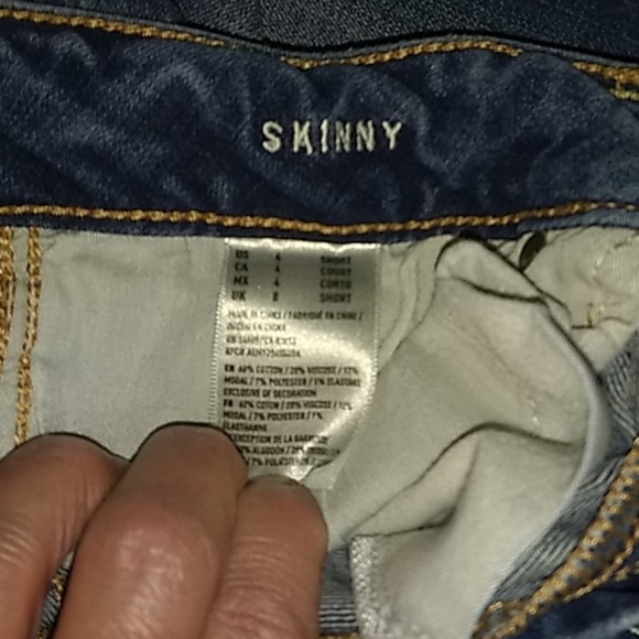 American Eagle Outfitters super stretch jeans. - Picture 6 of 9